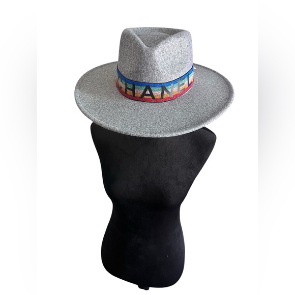 . Accessories - 🌈Beautiful Rainbow Striped Headband 🌈